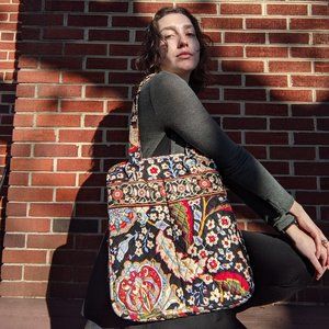 Multi-color Multi-pocket Vera Bradley tote-sized bag